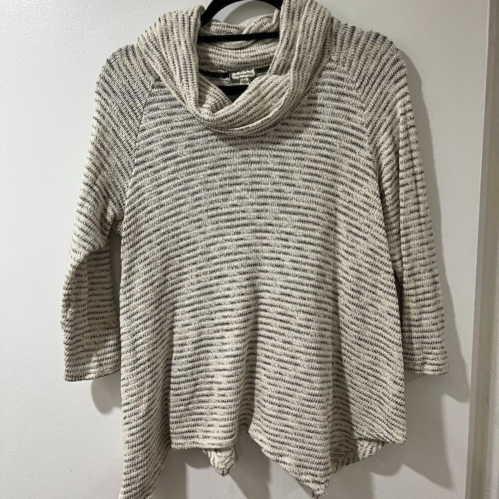 Eyeshadow Woven Cowl Neck Striped Sweater - Chic Comfort for Any Occasion! 🌟